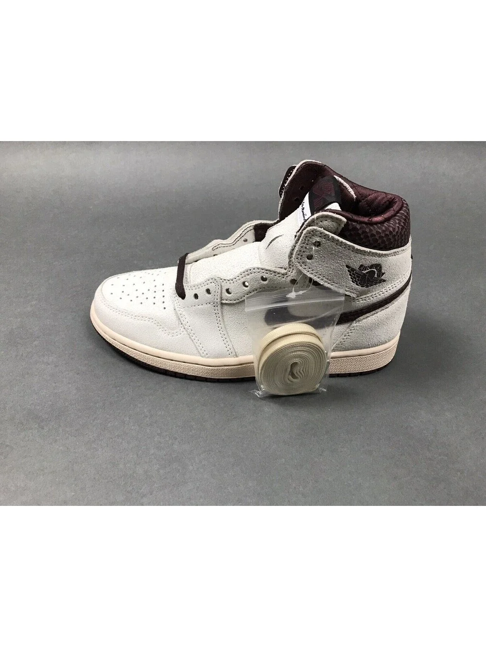 🔥A MA MANIERE X AIR JORDAN 1 HIGH OG SIZE 6.5 SKU# DO7097-100 NEW READY TO SHIP